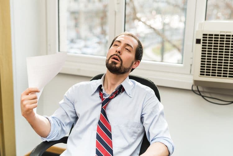 Hitzewellen: Mit diesen Ideen bleibst du cool im Home Office oder Büro